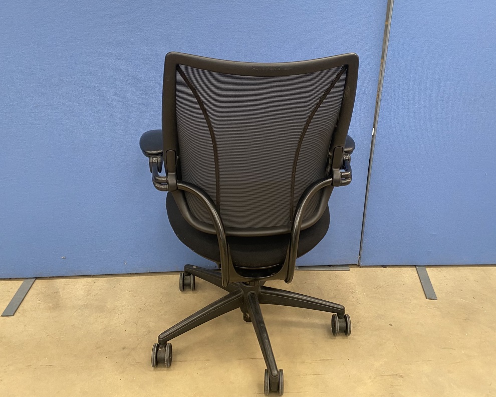 Humanscale Liberty Task Chair - Used - Image 3
