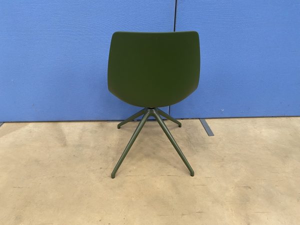 Boss Ola/4 Swivel Chair in Green - Image 2