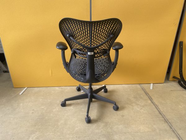Herman Miller Mirra Chair - Grey Mesh - Multi Functional Arms - Image 2