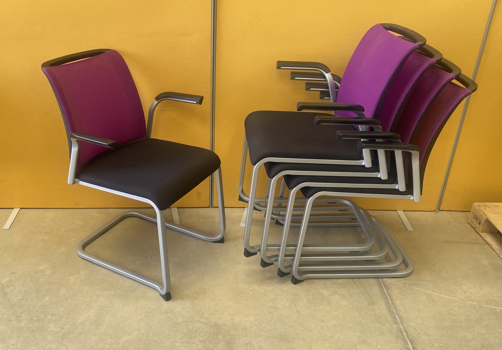 Steelcase Mesh Back Meeting Chair
